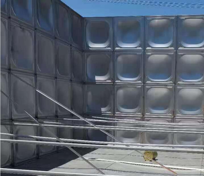 不銹鋼水箱外形為什么做成鼓包形狀? 不銹鋼水箱外形為什么做成鼓包形狀?